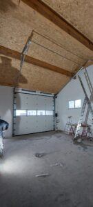 Кейс - Высокие ворота с остеклением для гаража под Киевом, свет, тепло и тишина в одном решении
